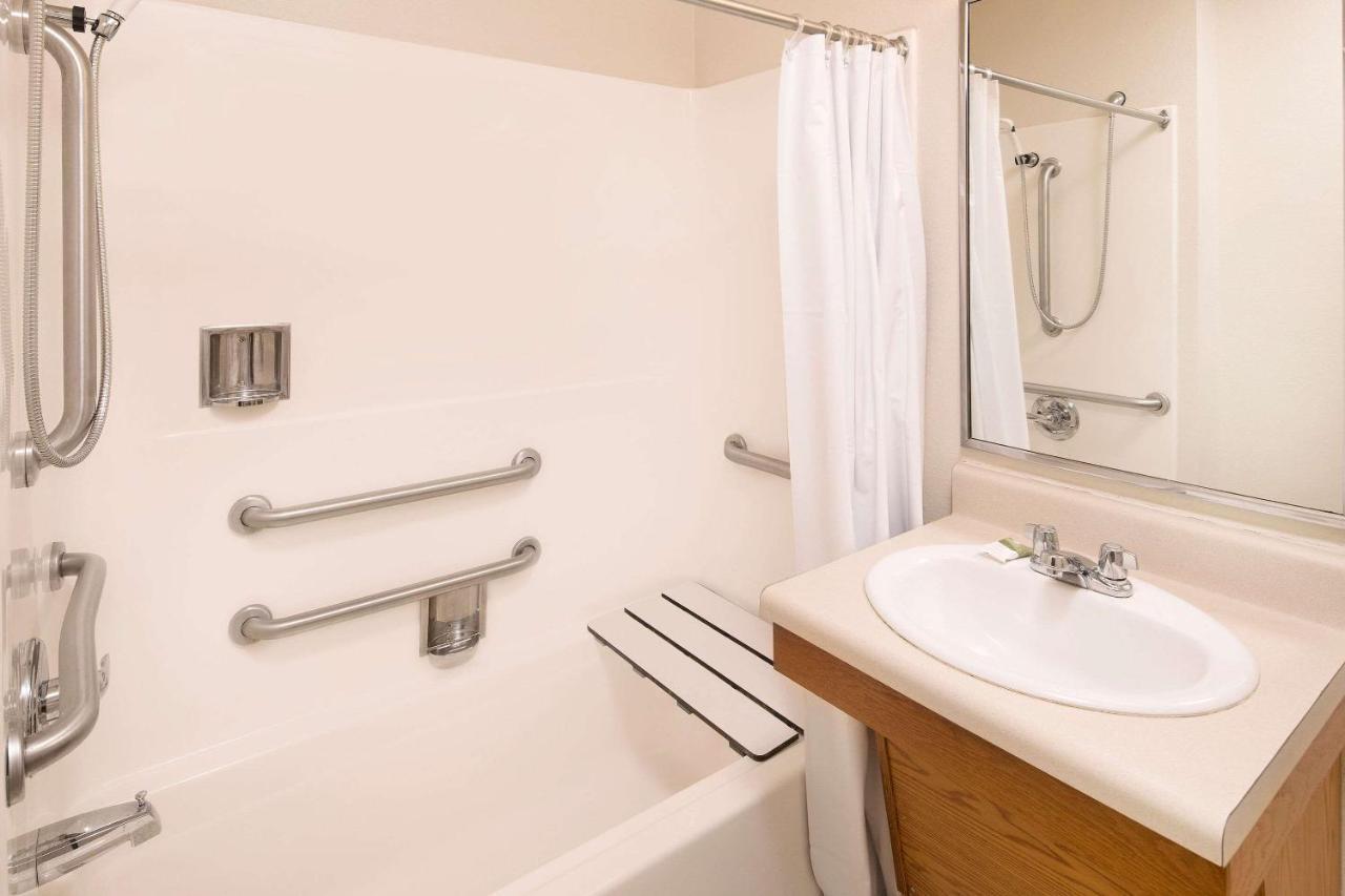 Woodspring Suites Charlotte Гастония Экстерьер фото